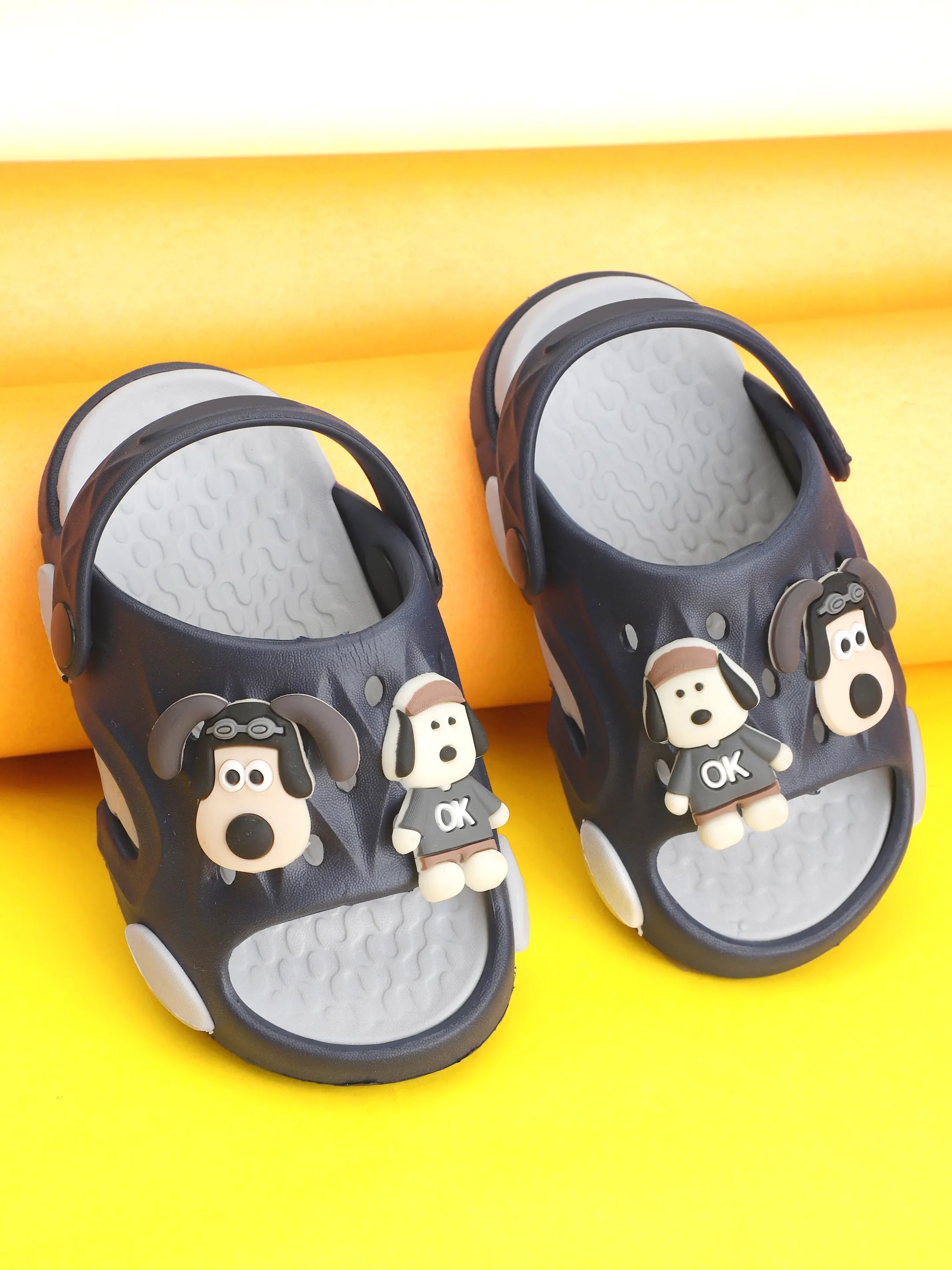 TOMSY CHOICE Clogs for Kids | Lightweight Soft Clogs for Girls & Boys | Comfortable Sandals